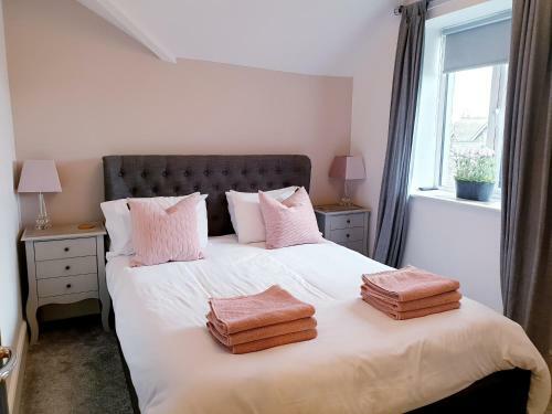 Central Windermere Luxury Two Bed Apartment Dog Friendly