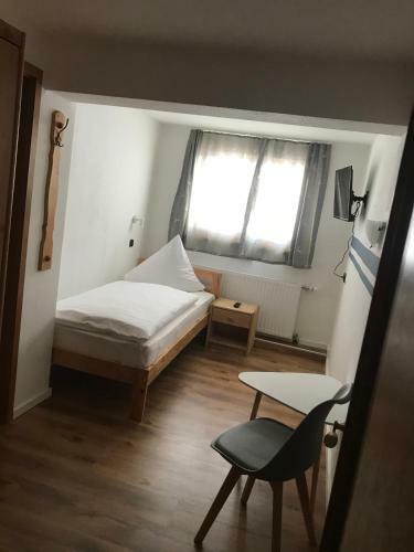 Hostal Gasthof Hirsch