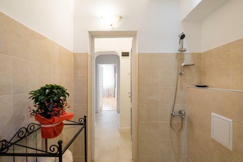 Apartamento Spacious 3 Bedroom Home In Sofia's Top Center