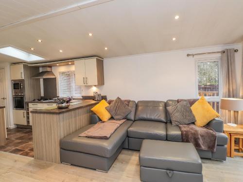 Acorn Lodge
