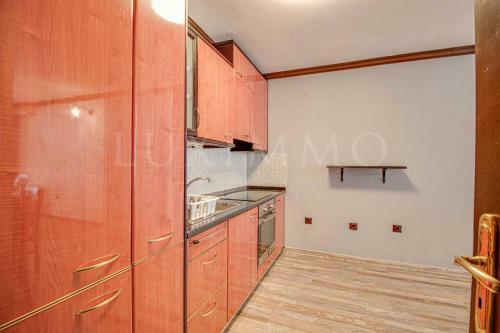 Bulgarian Champs -elysees Street Apartment