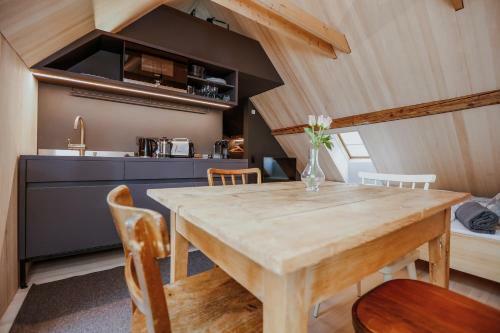 Apartamento August Dachgeschosswohnung Im J�dischen Viertel