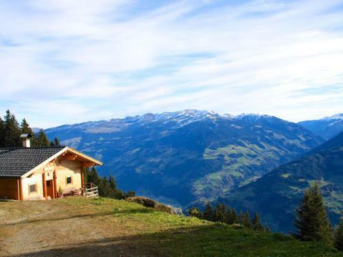 Rustic Alpine Hut, Hippach In The Zillertal