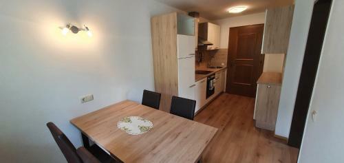 Haus Enzian Apartments