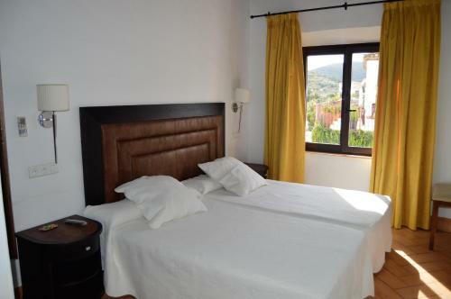 Apartamentos Turisticos Los Alisos