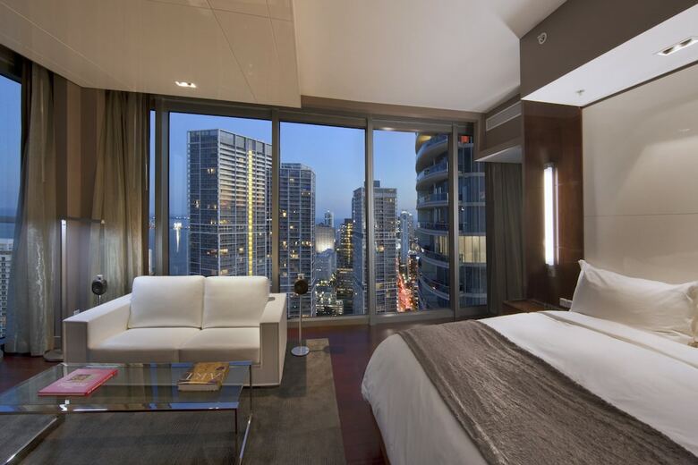 Hotel Beaux Arts Miami