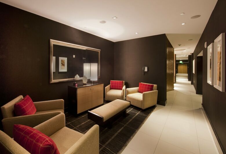 Hotel Beaux Arts Miami