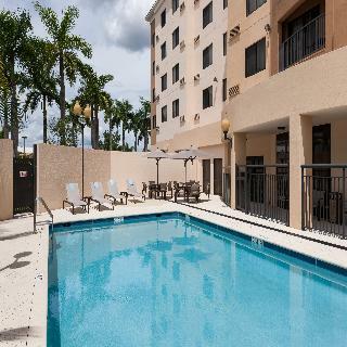 Hotel Courtyard Miami At Dolphin Mall