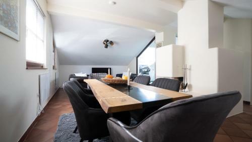 Apartamento Sch�ne 4-zimmer Wohnung Mitten In Den Alpen