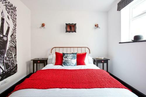 Hostal Jet Black Jewel