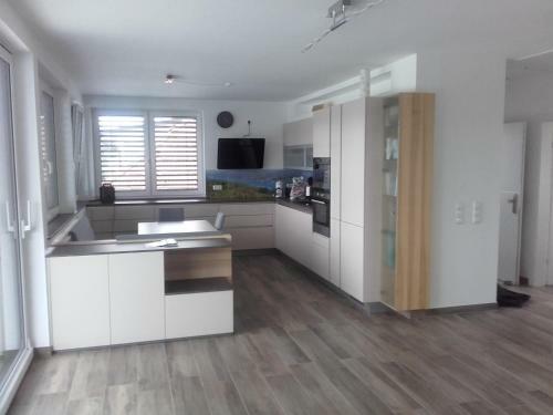Apartment And More