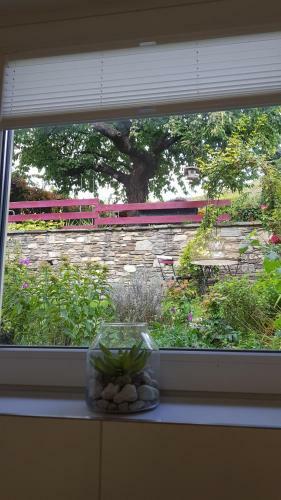 Apartamento Blick �ber Krems Mit Gartenpavillon