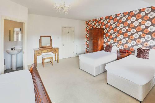 Host & Stay - Cook's Quarters