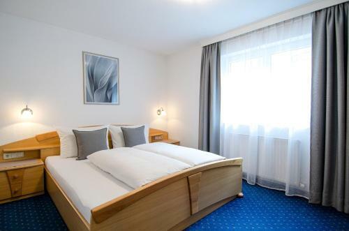 Xenia Apartments