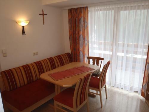 Hostal Garni Montana