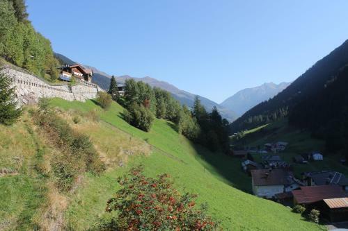 Hostal Garni Montana