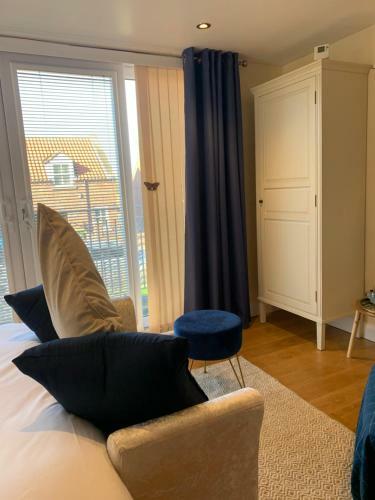 Room On The Ropery