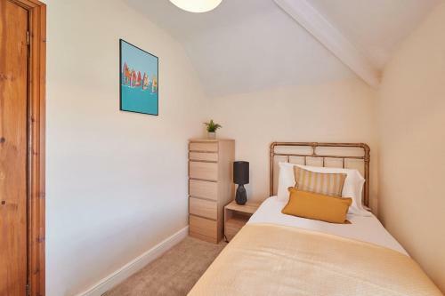 Blue Sky 3 Bedroom Cottage Whitby