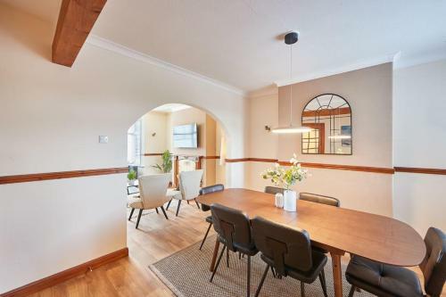 Blue Sky 3 Bedroom Cottage Whitby