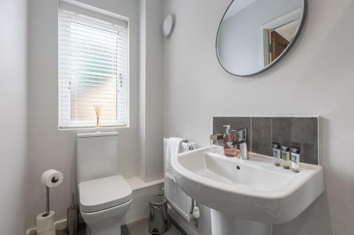 Host & Stay - Oyster Cottage