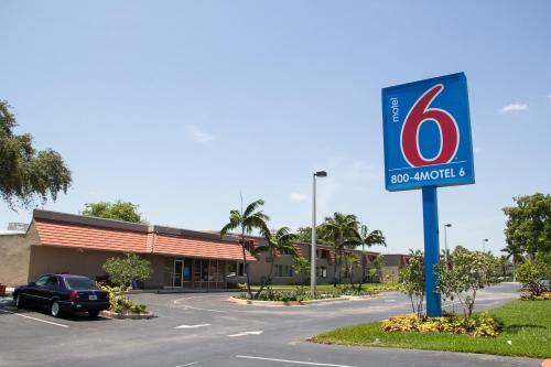 Motel 6