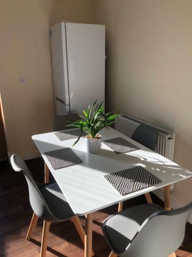 Bray House - Perfect For Large Groups