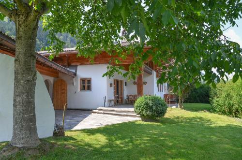 Landsitz Staudach - Country Chalet Staudach