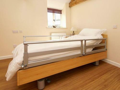 Barnes Cottage - Uk30381