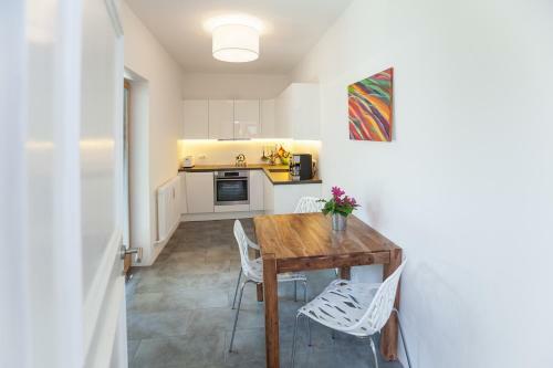 The Kitz Apartments