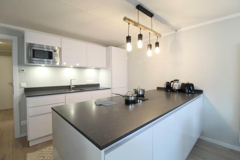Rmg Roses Apartments