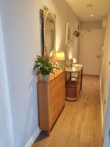 Apartment For Two Near The Sea