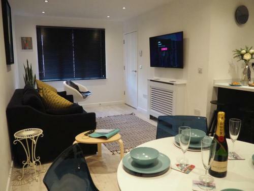 Beautiful 2bd Coastal Hideaway Central Worthing