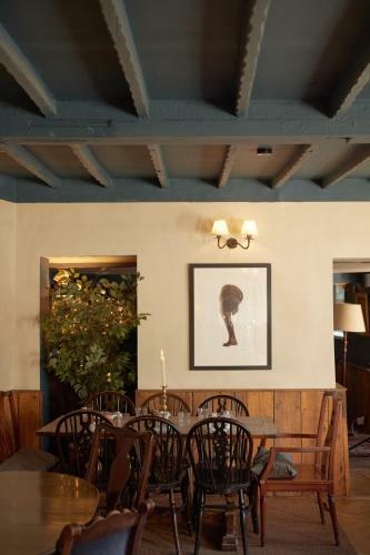 Posada The Bell & Crown