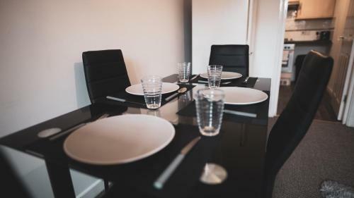 Spacious City Centre Apartments - Two Bedroom Apartment