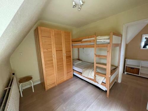 Villa Drie Slaapkamers In Oostduinkerke - Parador