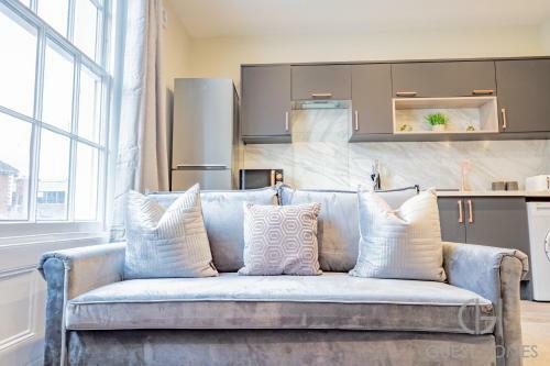 2 Bedroom Apartment In Worcester City Centre
