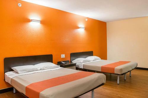 Motel 6 New Orleans - Near Downtown