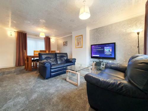 Apartamento 3 Bedroom House Amazon M90 Dunfermline Edinburgh