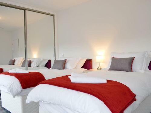 Courtyard Holiday Apartments