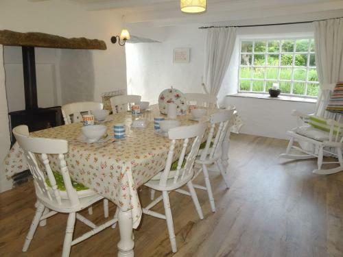 Ayr Cottage