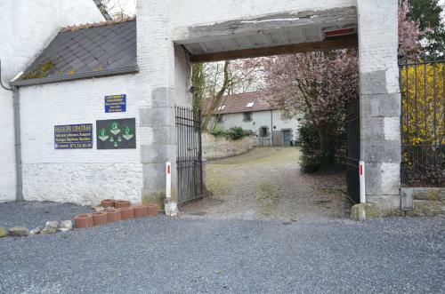Le G�te de La Gentilhommi�re Du Ch�teau de Ragnies.