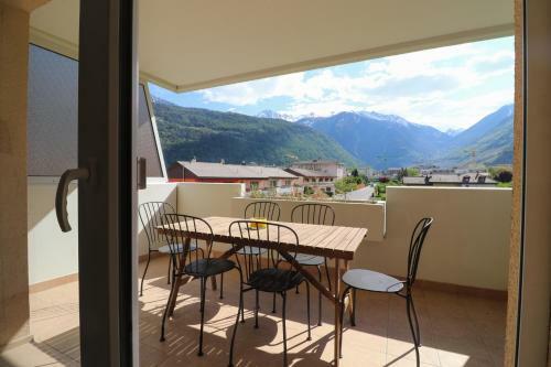 Nice And Recent Apartment Ideally Located In Martigny, Self Check-in