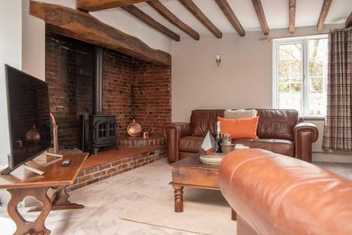 The Farmhouse At West Drayton Farm