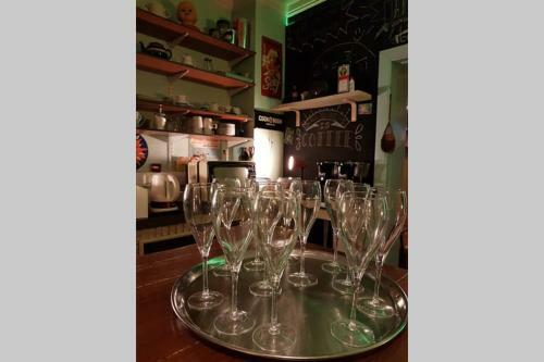 Vakantiewoning In Mol Centrum Met Eigen Bar "casacuriosa"