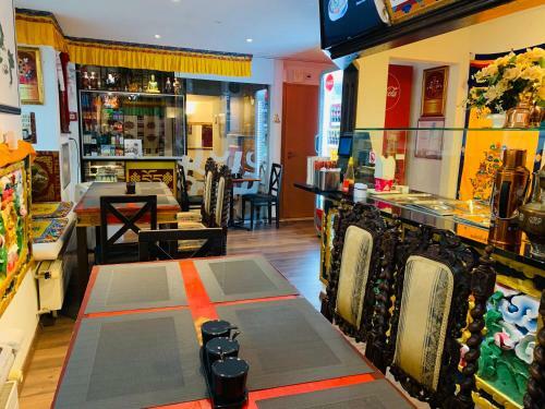 Bed & Breakfast Swiss Dewa