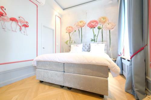 Hostal La Maison de La Duchesse de La Valli�re