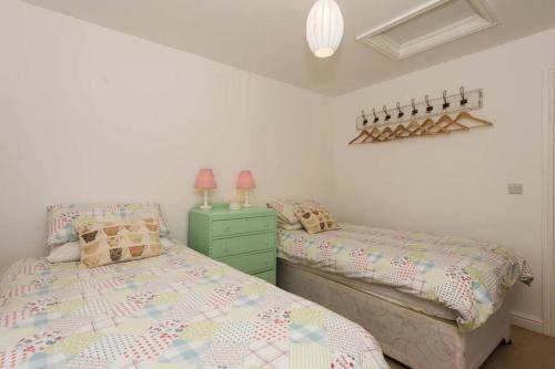 Tullochside-4 Bed-sea Front -ravenspoint Road