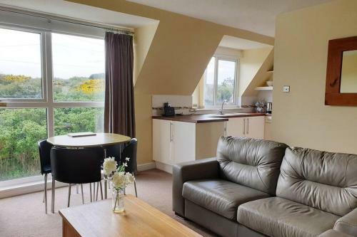 10 Isallt Lodges - Close To Beach - 2 Bed Apt