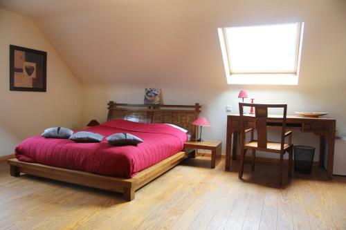 Hostal Le Mont Saint Roch , Chambre D'h�tes, B&B