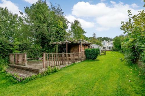 Lakehouse Escape